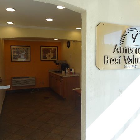 Americas Best Value Inn - Голдсбъро Екстериор снимка